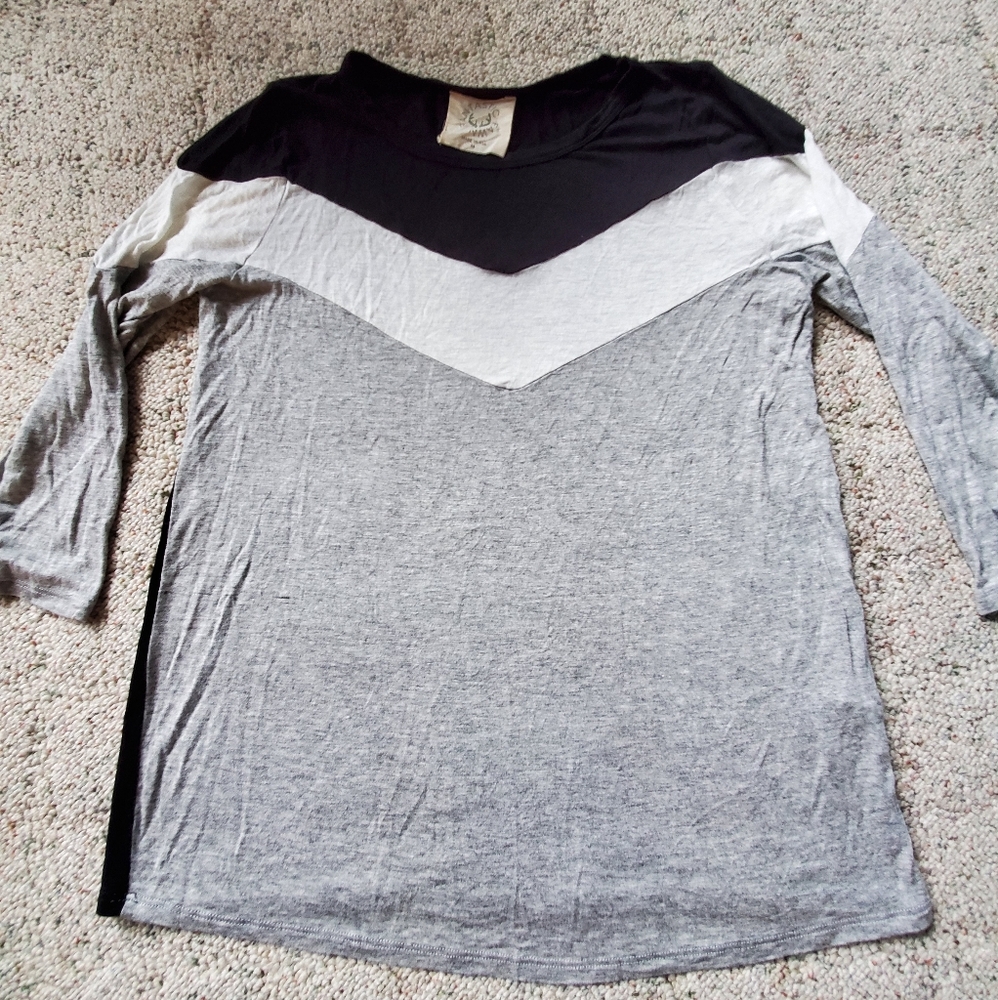 3 Block Colored Boutique 3/4 Sleeved Shirt